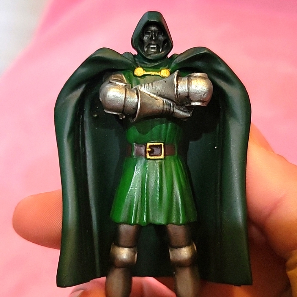 Dr. Doom classic marvel figure